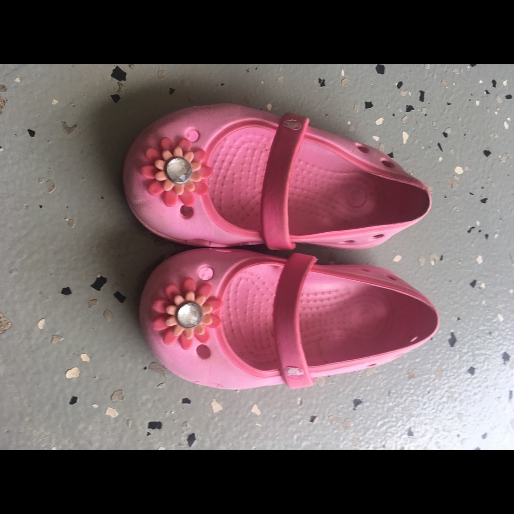 Pink crocs